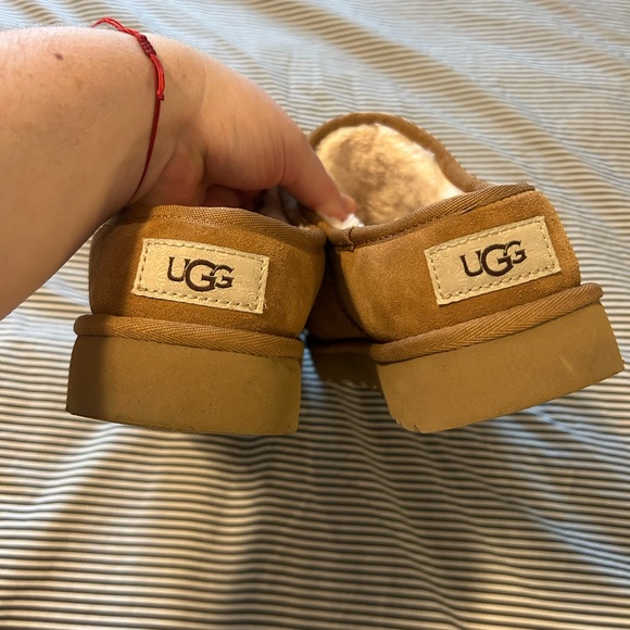 UGG Classic Slipper size 11 - Picture 6 of 6